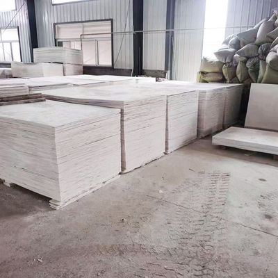 Rivestimento di pareti esterne a prova di fuoco e acqua Tavola in design moderno per facciata appartamento