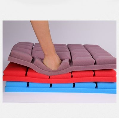 Altri pannelli sonori in schiuma acustica a forma standard con nastro autoadesivo 5 funghi 50*50*5cm Spugna isolante acustica