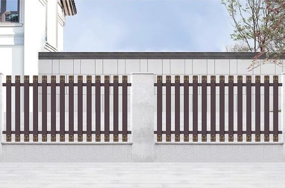 Balustrade interna manubrio di ferro battuto Design di ringhiera di scale per appartamento montato sulla parete