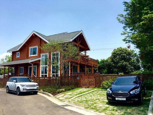 Contenitore piatto prefabbricato amplibile Villa moderna con design contemporaneo