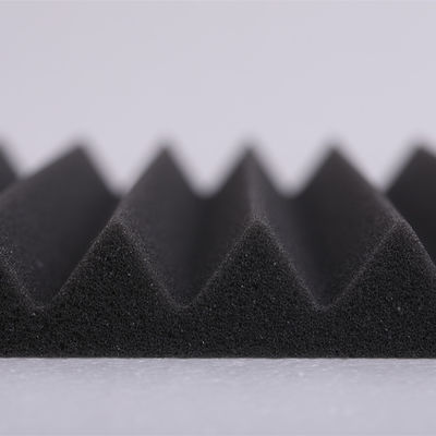 Pannelli di schiuma acustica a alta densità a piramide per l'assorbimento del suono negli uffici moderni