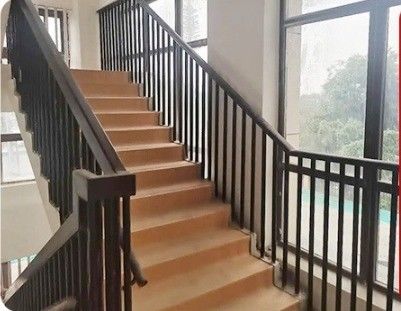 Appartamento di design moderno Balcone Acciaio inossidabile 304 316 Nero Barricata di scala in vetro