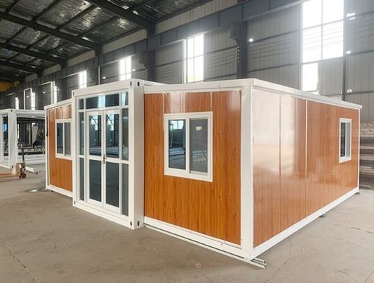 Facilità di assemblaggio Camere pieghevoli Case pronte per vivere Stile di design moderno Modellazione del tetto poligonale