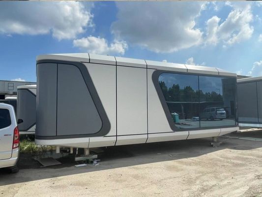 Cabina prefabbricata solare mobile in stile design postmoderno per un'esperienza di campeggio di lusso