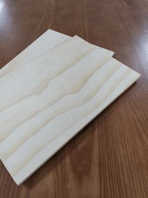 Fabbricazione di mobili a base di cartoni di fibra di densità media