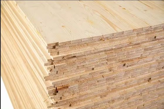 Materiale di pannello non metallico Legno di betulla Finitura mobili compensato per stile di design moderno