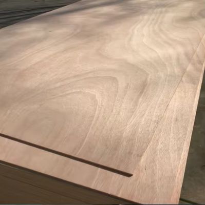 E1 Formaldeide 18mm pannelli impermeabili per interni legno duro commerciale Okoume foglio marino 4x8
